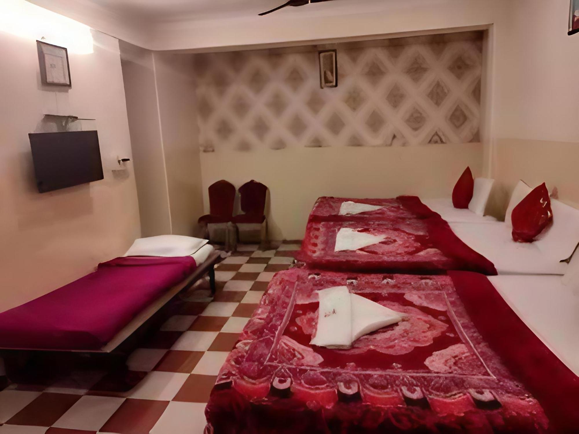 Nkf Residency Mysuru Hotel Bagian luar foto